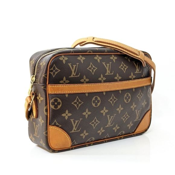 ✨️💎Authentic Louis Vuitton Trocadero 27 Monogram Crossbody Bag - Picture 4 of 14
